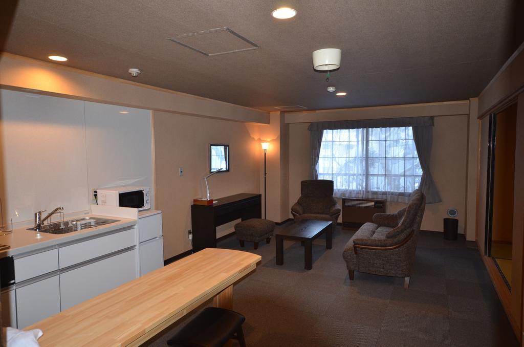 Shiga Palace Hotel Yamanouchi  Exterior photo