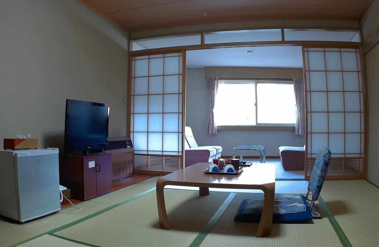 Shiga Palace Hotel Yamanouchi  Exterior photo